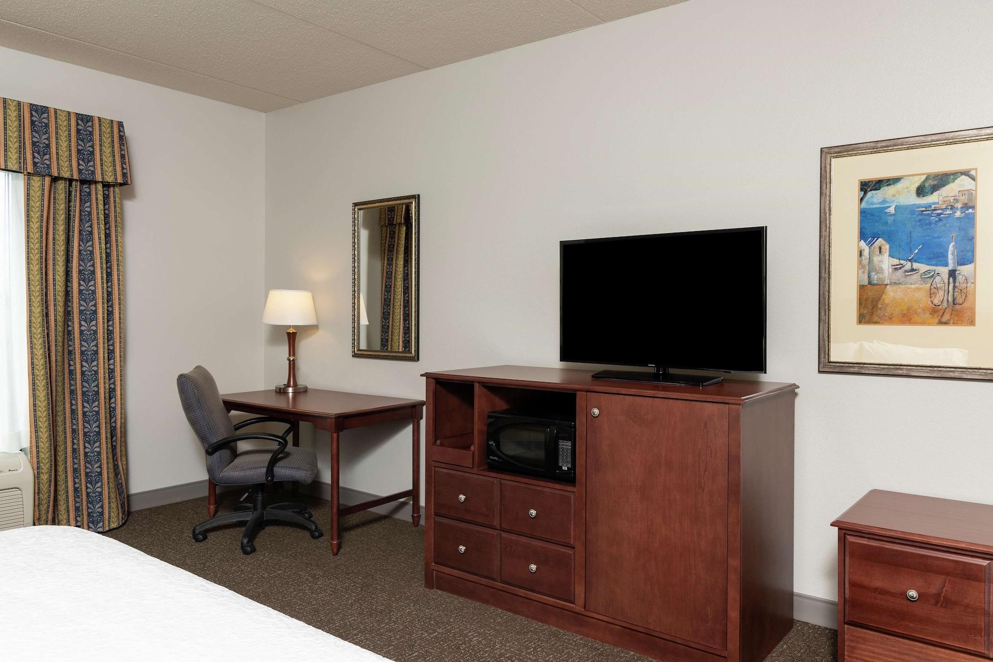 Hampton Inn & Suites Indianapolis-Airport Dış mekan fotoğraf