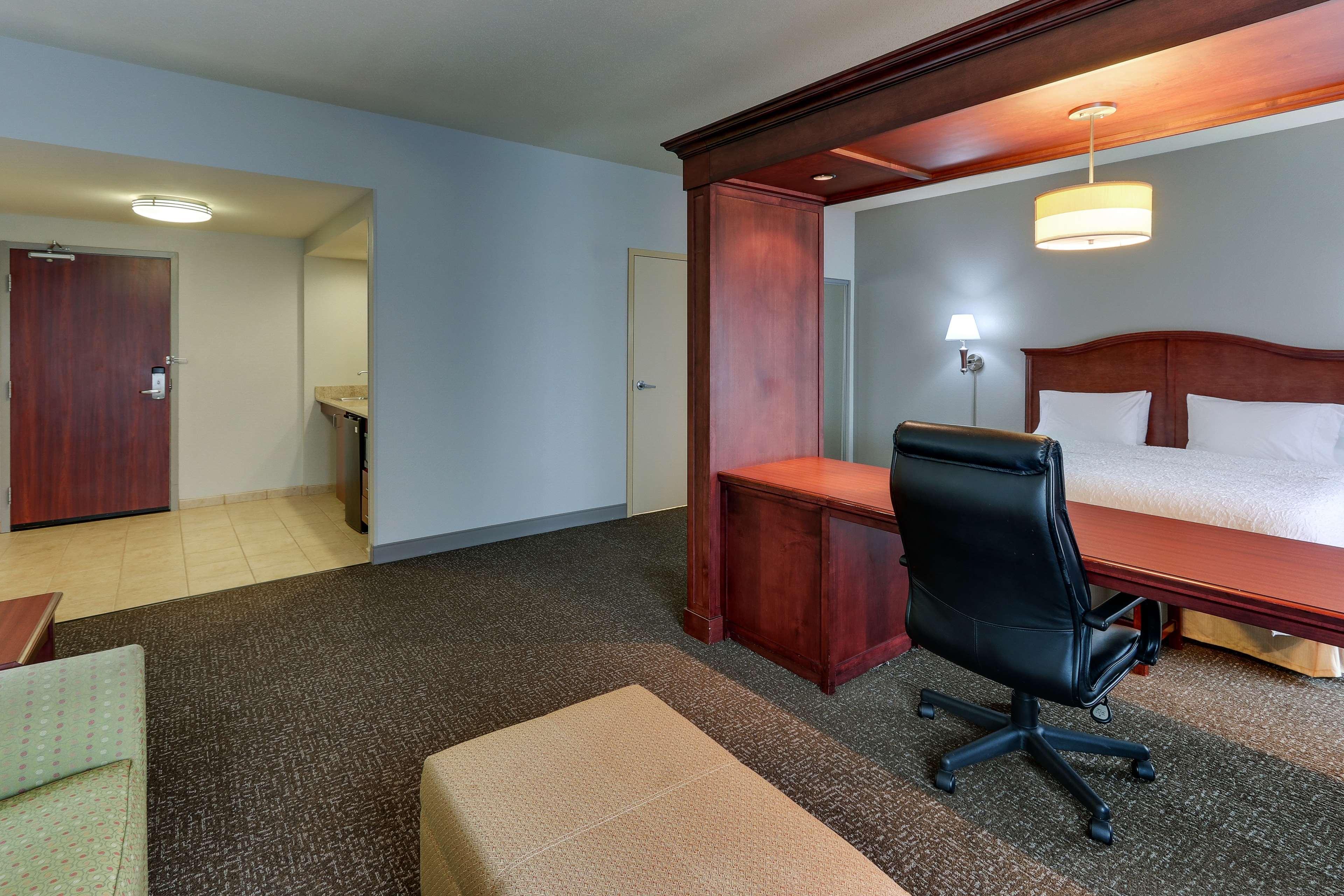 Hampton Inn & Suites Indianapolis-Airport Dış mekan fotoğraf