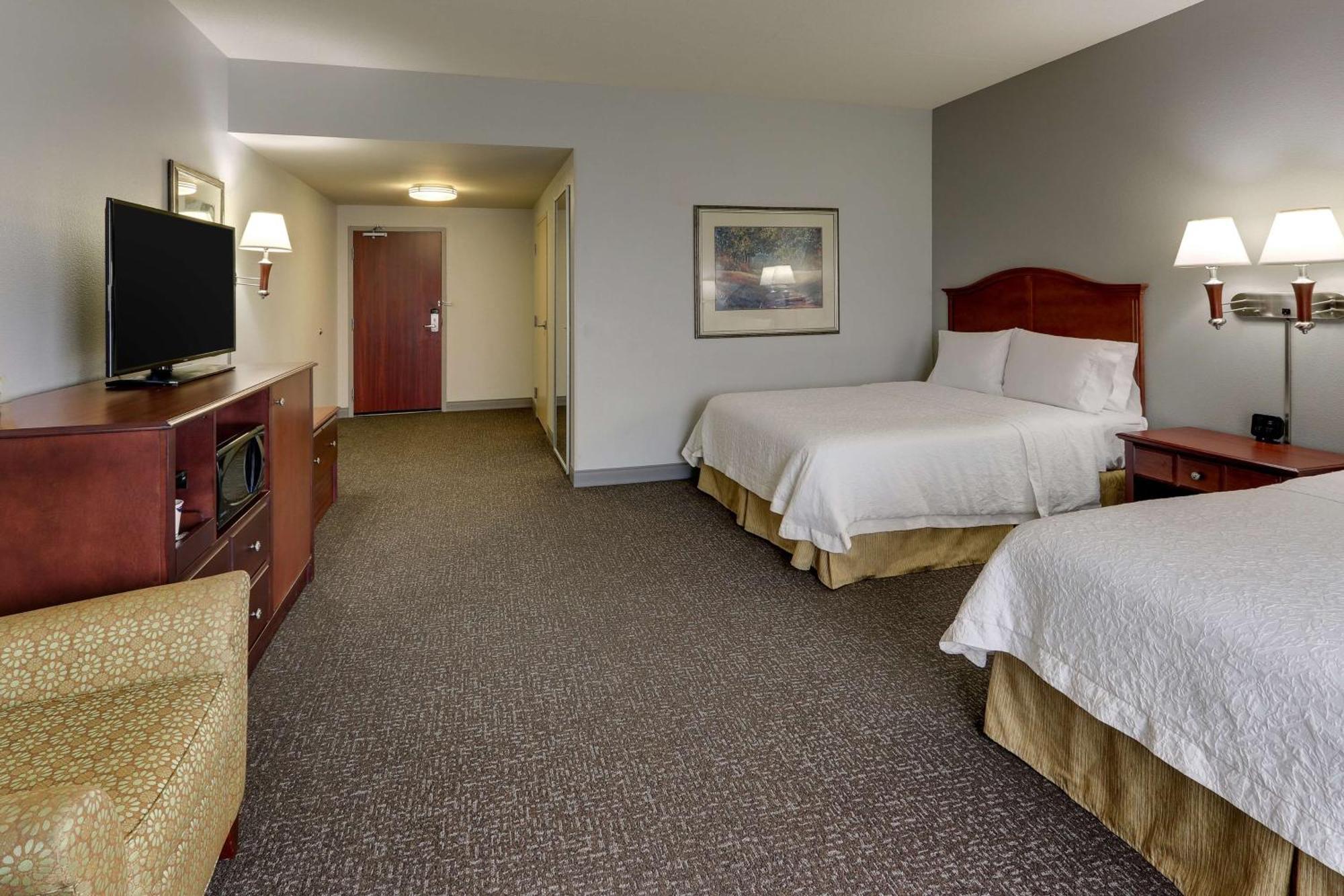Hampton Inn & Suites Indianapolis-Airport Dış mekan fotoğraf