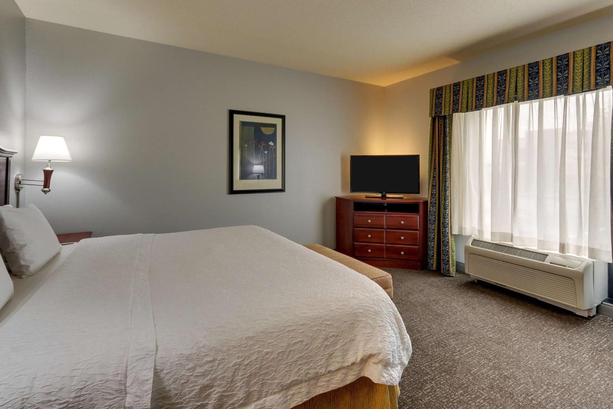 Hampton Inn & Suites Indianapolis-Airport Dış mekan fotoğraf