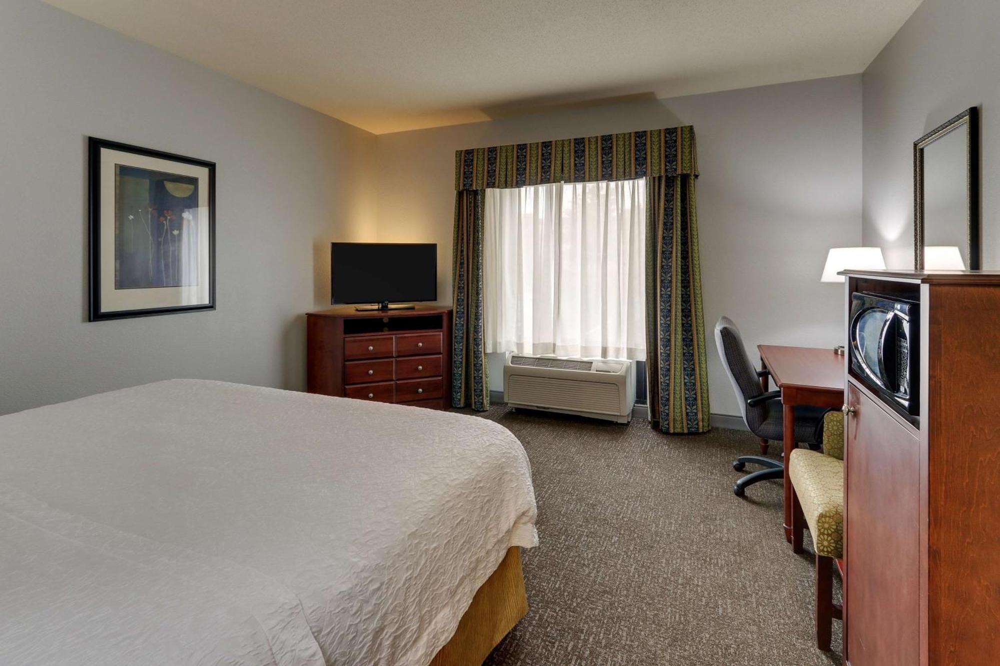Hampton Inn & Suites Indianapolis-Airport Dış mekan fotoğraf